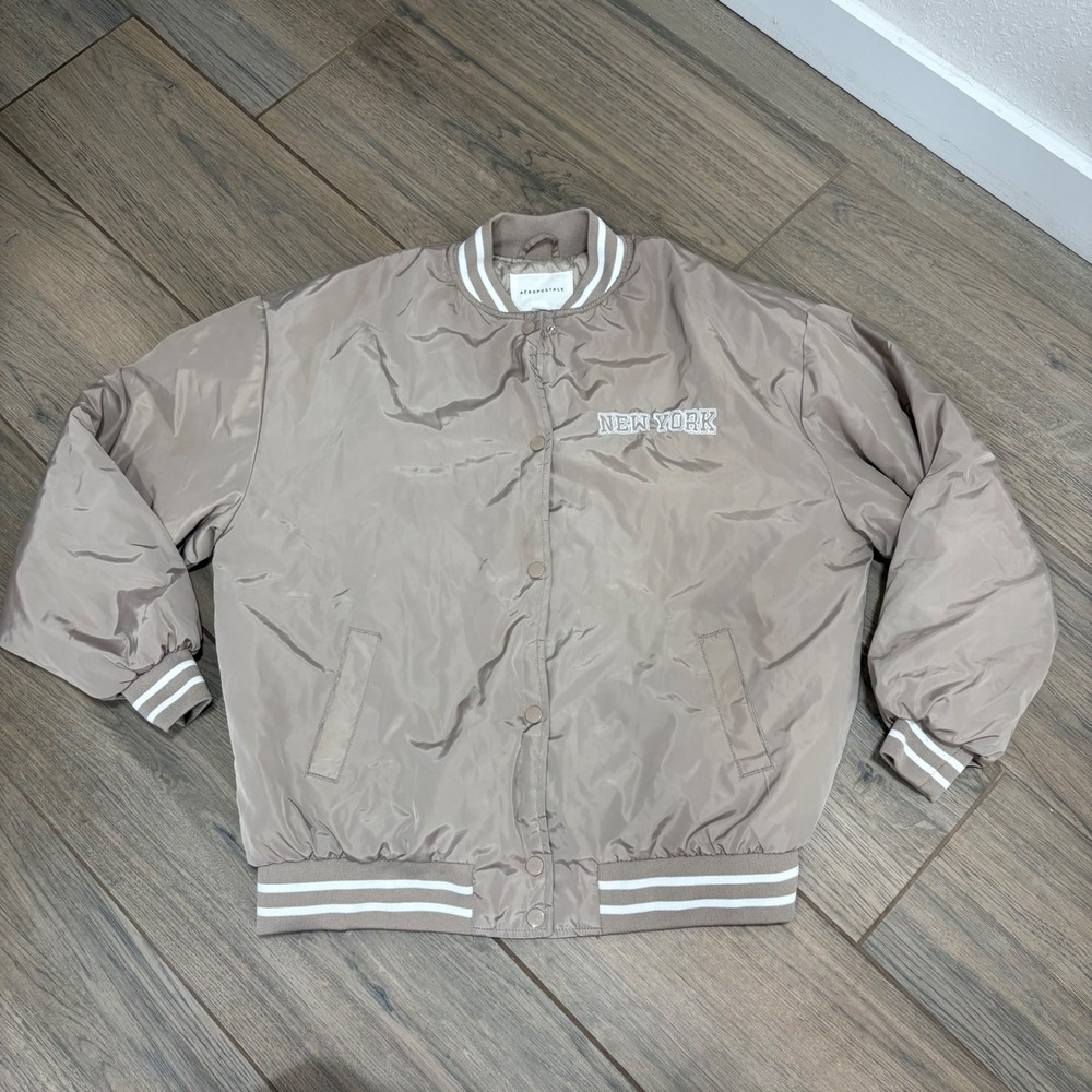 Aeropostale Beige Puffer Jacket "New York" Size Small